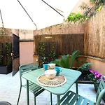 Casa Vegezio Near Vatican Museum And Metro Cipro Private Garden Check-in From 3 Pm To 10 Pm