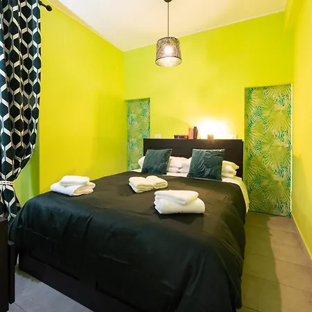 Semesterbostad Casa Vegezio Near Vatican Museum And Metro Cipro Private Garden Check-in From 3 Pm To 10 Pm