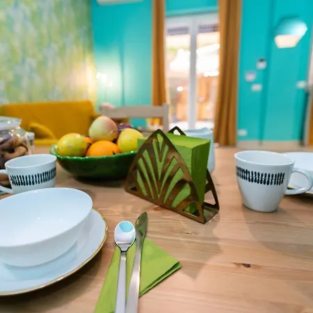 Holiday home Casa Vegezio Near Vatican Museum And Metro Cipro Private Garden Check-in From 3 Pm To 10 Pm *