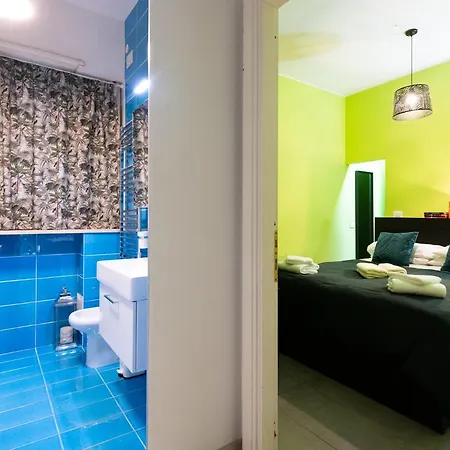 Holiday home Casa Vegezio Near Vatican Museum And Metro Cipro Private Garden Check-in From 3 Pm To 10 Pm *
