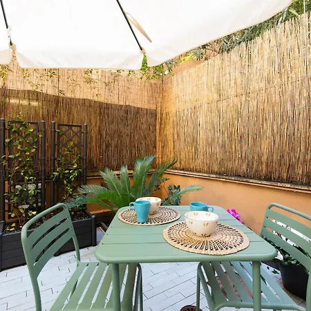 Casa Vegezio Near Vatican Museum And Metro Cipro Private Garden Check-in From 3 Pm To 10 Pm *